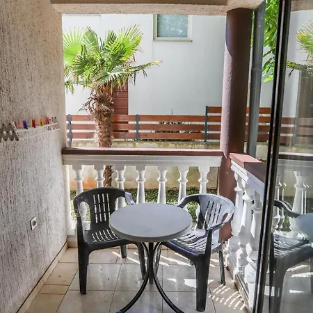 With A Parking Space - 7655 * Medolino