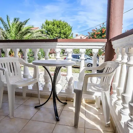 Διαμέρισμα With A Parking Space - 7655 *
