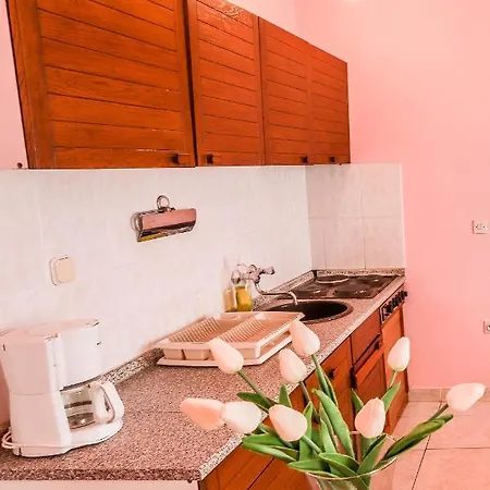 Διαμέρισμα With A Parking Space - 7655 *