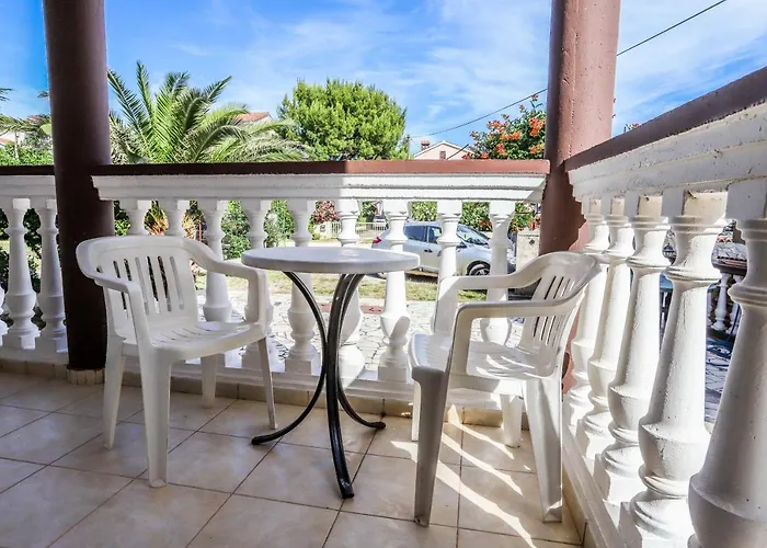 아파트 With A Parking Space - 7655 *