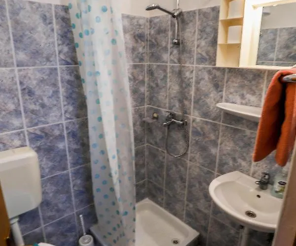 아파트 With A Parking Space - 7655 *